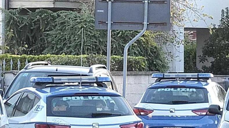 I banditi all’anziana: «Stai zitta», poi le botte per rapinarla in casa