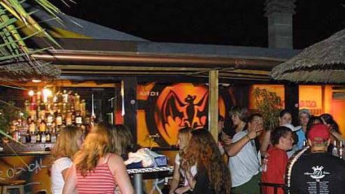 «Qui niente serate da ballo» Stop alla disco al Fuori di Massa