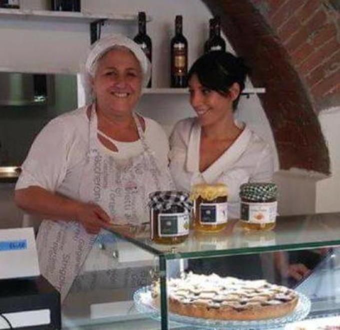 Dal baccalà alla torta di riso per ridare vita a via Verdi 