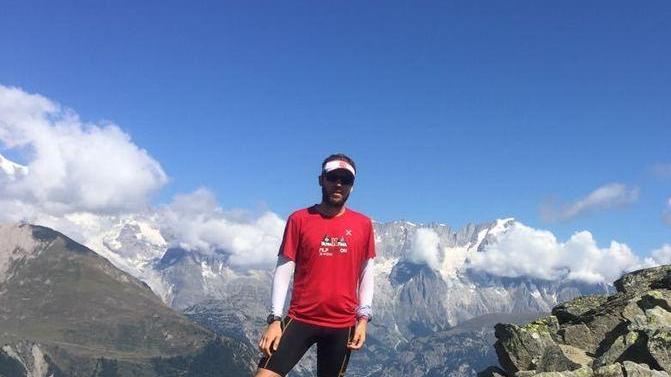 Alla Courmayeur-Champex-Chamonix un apuano sfida i runner più forti del mondo