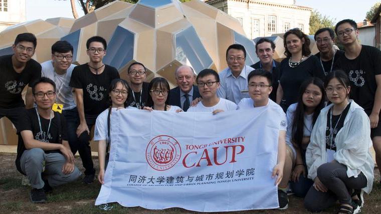 Dalla Cina a Cartasia col pensatoio di cartone