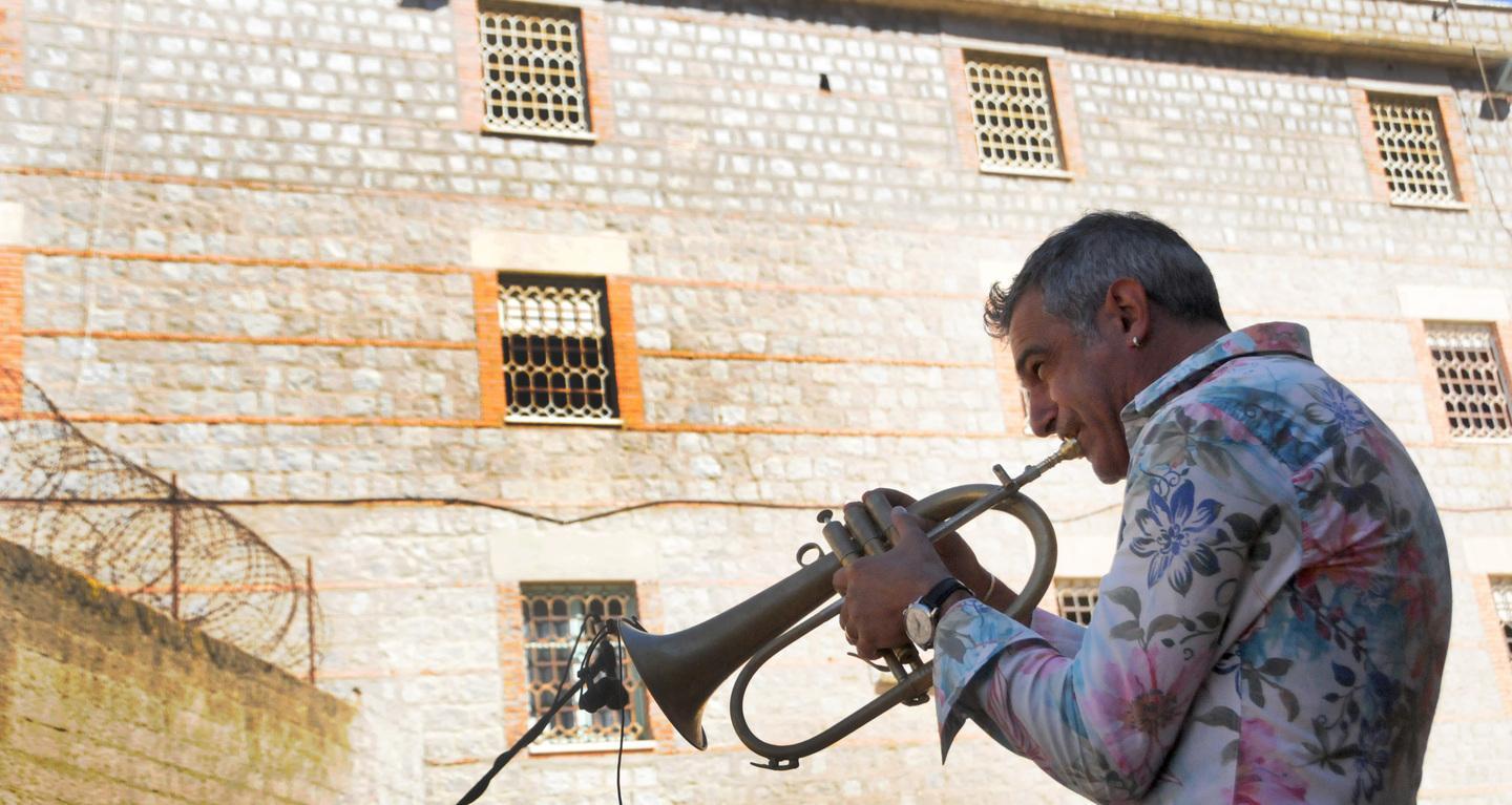 Emozioni jazz tra le mura di Badu ’e Carros 