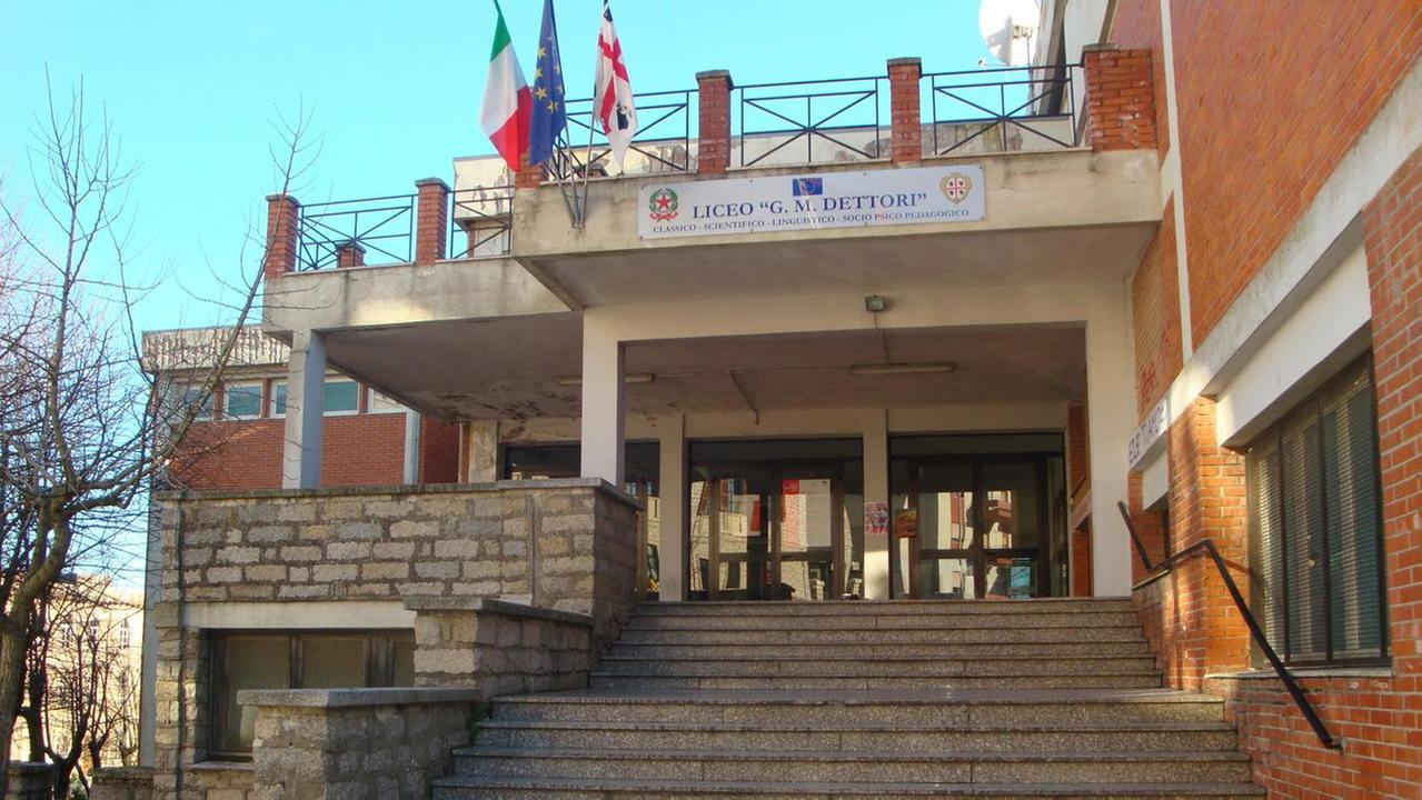 Al “Dettori” 7 esperti per combattere il disagio