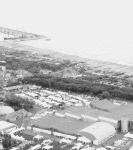 Uno scorcio della costa di Marina che accoglie ogni anno famiglie in vacanza