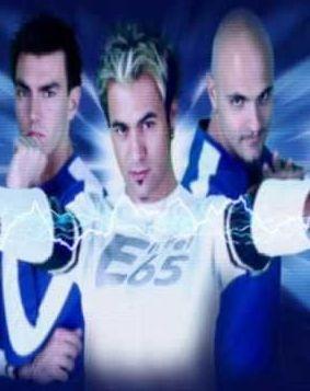 In piazza Eiffel 65 Neja e Shower