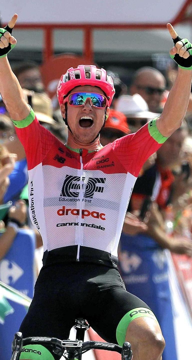 Tappa a Simon Clarke Molard si prende la maglia di leader 