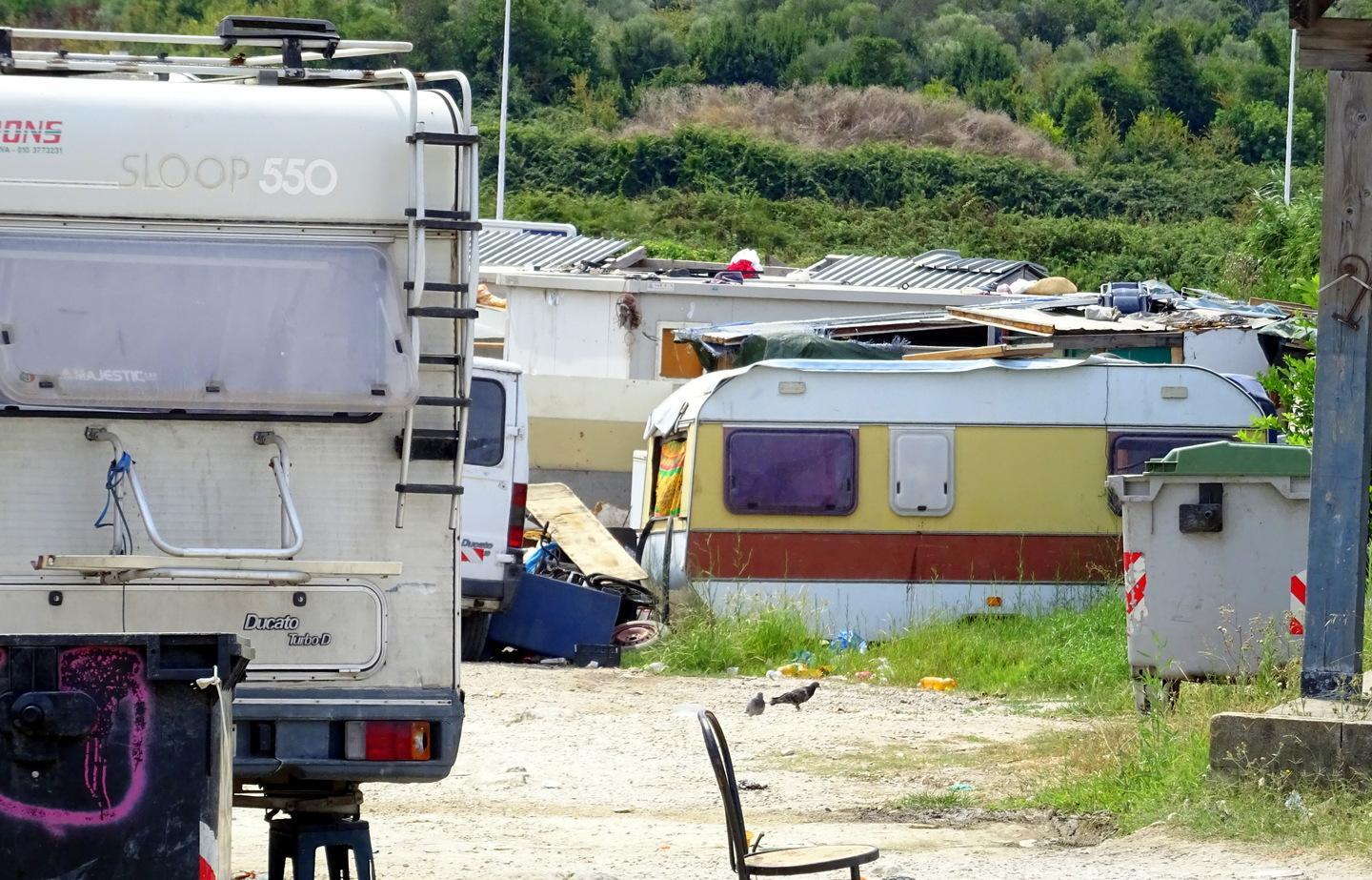 Sassari, odio razziale su Facebook: il sindaco denuncia 