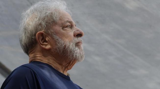 Tribunale discute candidatura Lula