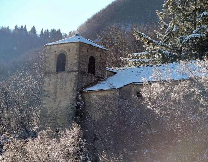 A Roncoscaglia festa religiosa con fiaccolata concerto e cibo