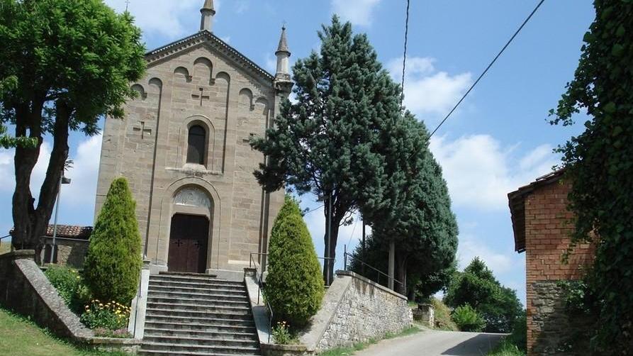 Cinghianello: corteo di auto processione e il concerto