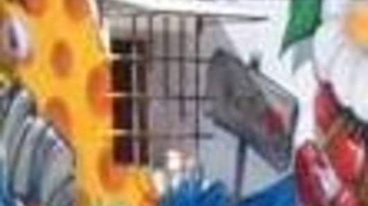 Nuovo look al chiosco Un murale per i giardini