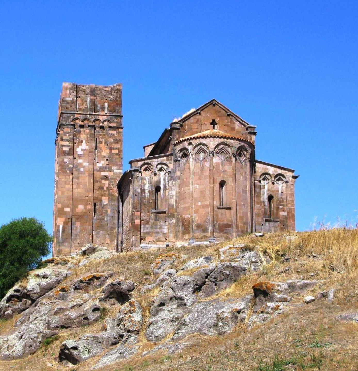 Oggi apre la mostra sui monumenti romanici