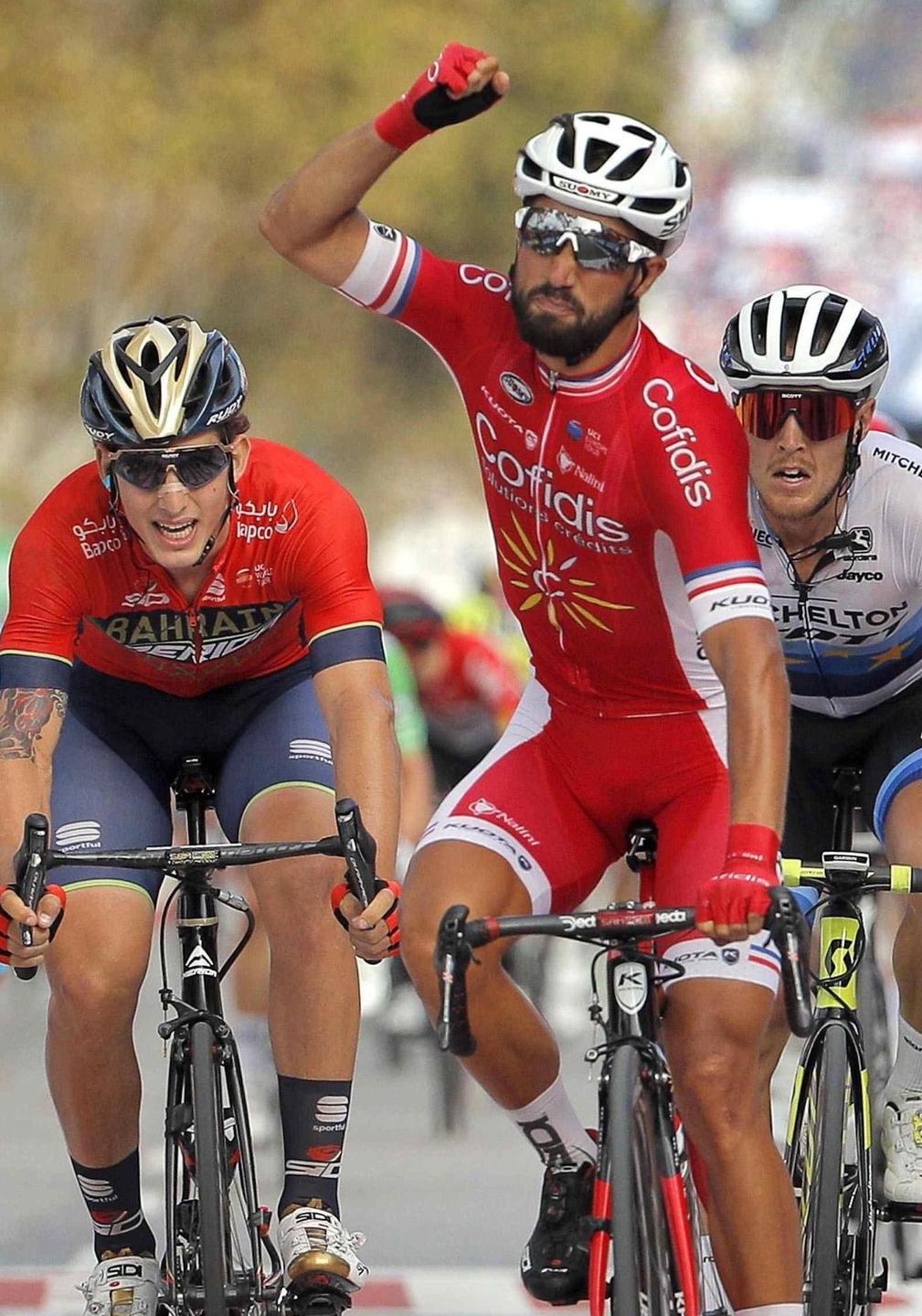 Sprint di Bouhanni I big si controllano aspettando le salite 