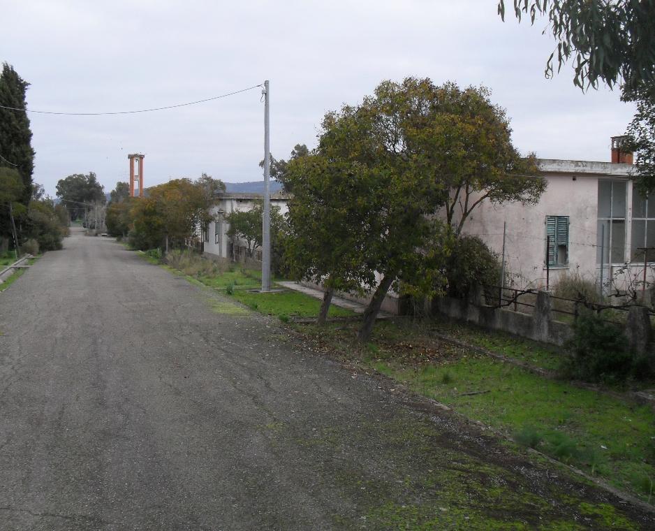 La donna che vuol salvare il suo villaggio: è l'unica abitante 