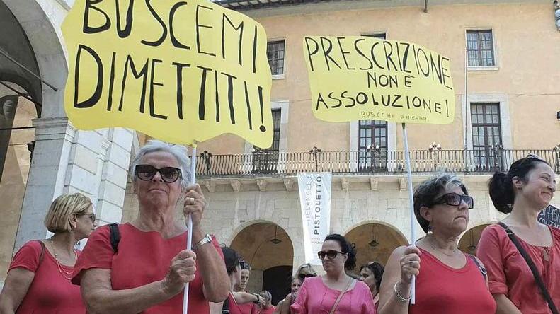 “Svegliamoci”, torna la protesta delle donne contro Buscemi