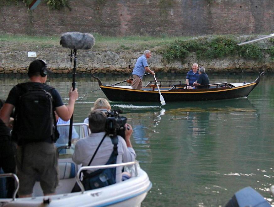 Cacciucco, torta, la Venezia l’Australia scopre Livorno in tv 
