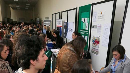 Alloggi cari e scarsi gli studenti universitari sollecitano il Comune