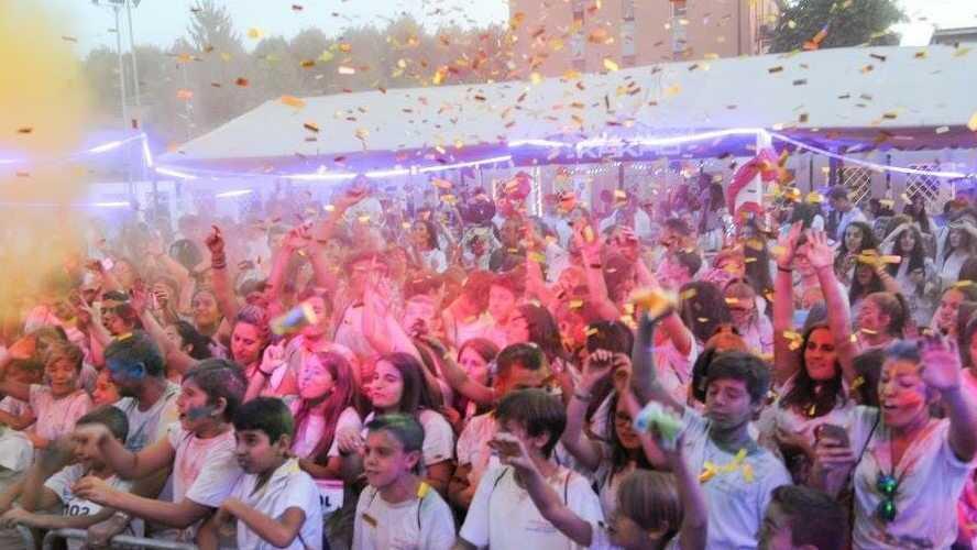 Mille iscritti alla Color Run