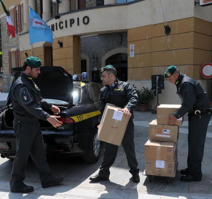 L’intercettazione casuale svelò il boss che discuteva dei roghi 