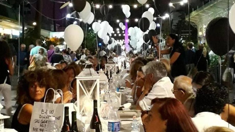 Successo per Black & white
