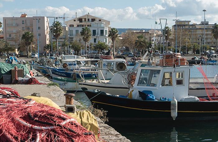 Alghero, piccola pesca: diminuite del 40 per cento le uscite a mare 