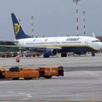 Non fai il check-in online? Ryanair chiede 50 euro in più