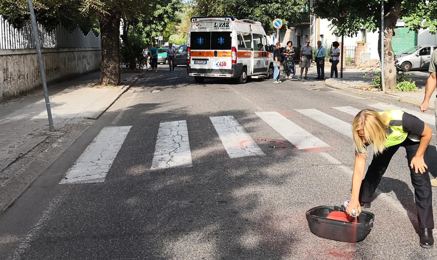 Scontro in viale Alghero, ferito un motociclista