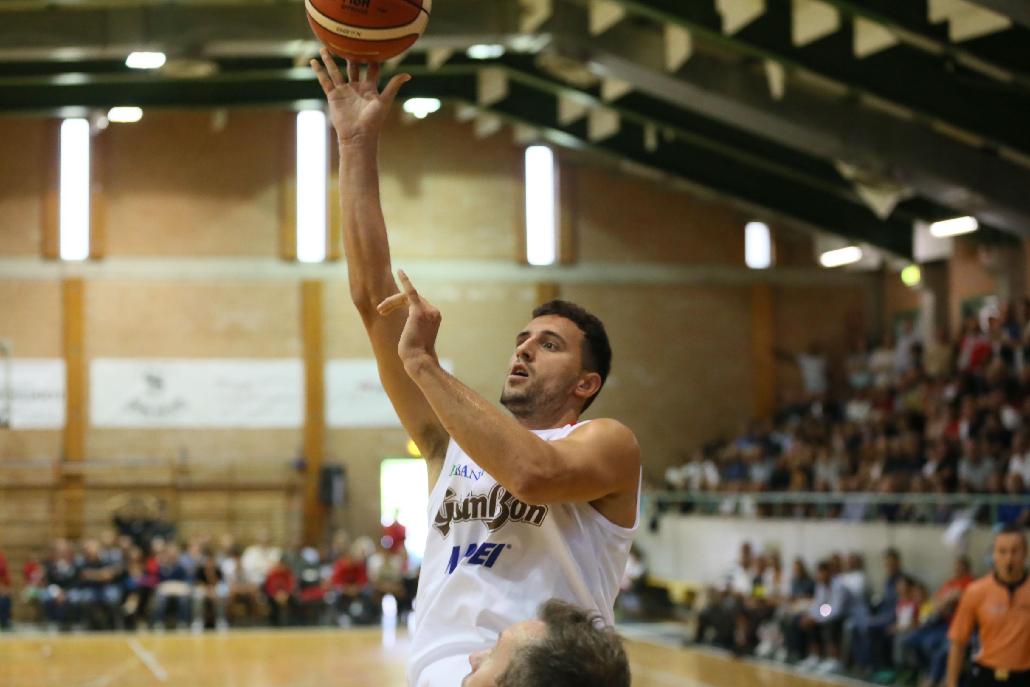Grissin Bon,Gaspardo resta ai box