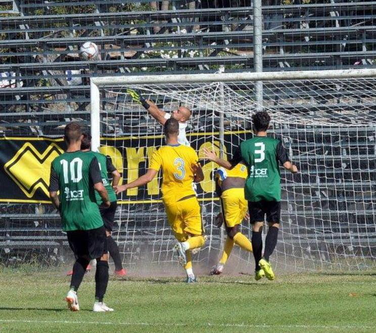 Implacabile dal dischetto il Gavorrano liquida l’Atletico 