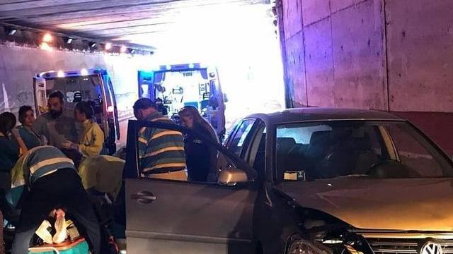 Motorino contro furgone Ragazza all’ospedale