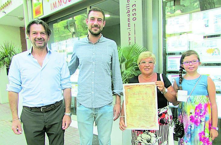 Consegnato il premio fedeltà