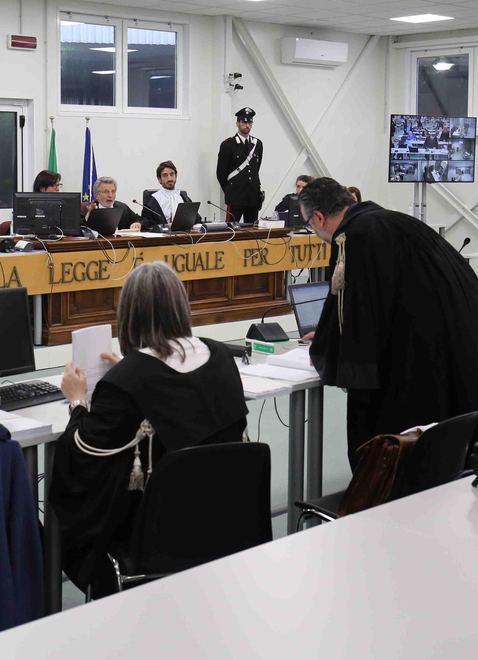 Aemilia, a sorpresa i pm depositano mille pagine di atti prima delle repliche 