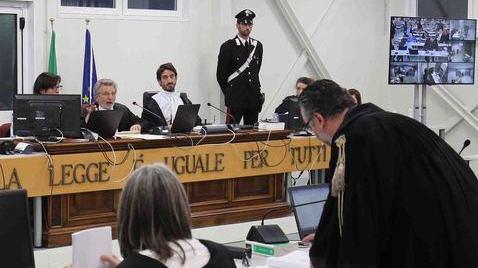 Aemilia, a sorpresa i pm depositano mille pagine di atti prima delle repliche