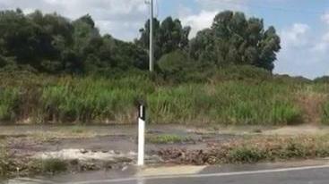 Maxi-perdita d’acqua a Rudas: emergenza e strada allagata 