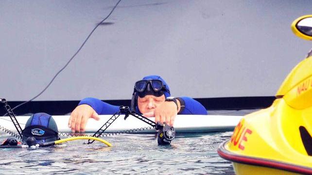 Stefano Makula cerca la concentrazione poco prima del tentativo di record in apnea orizzontale (foto Paolo Barlettani)