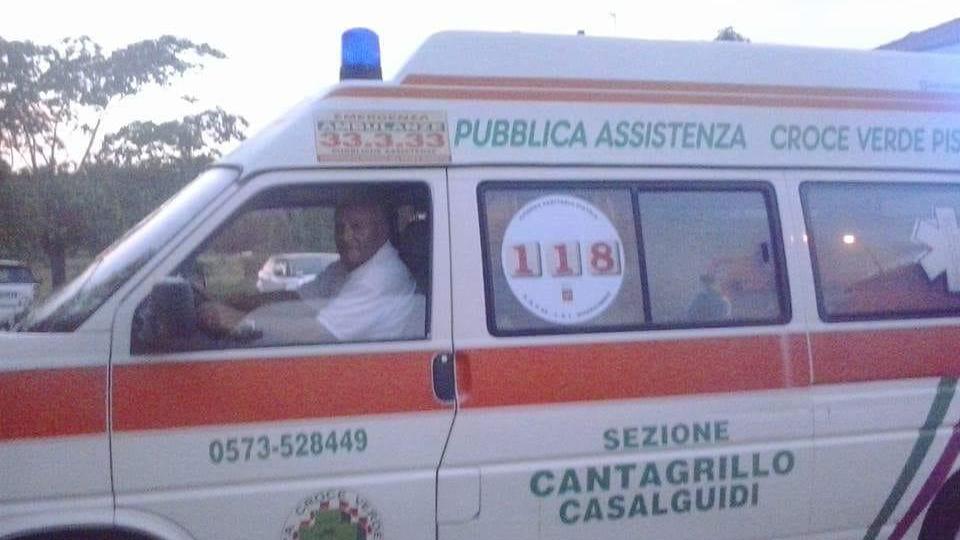 Bugiani alla guida della "sua" ambulanza