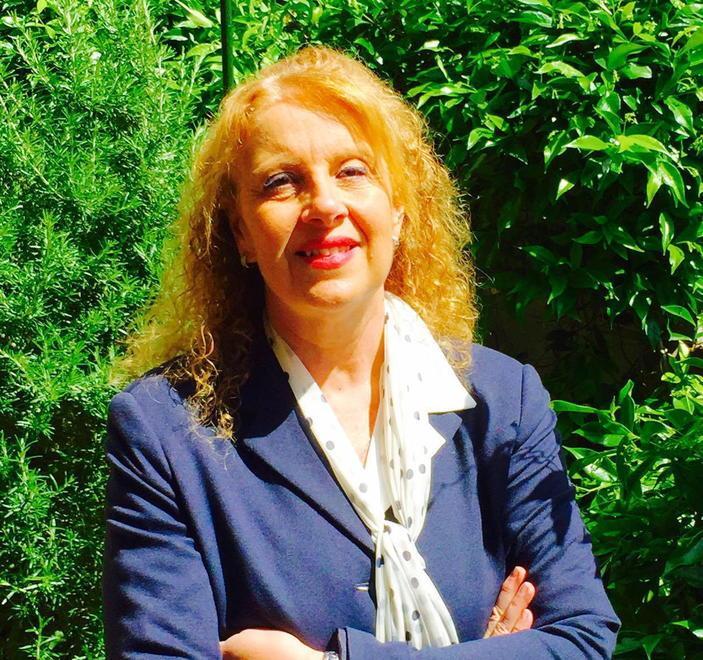 «Offesa su Facebook insieme a mio figlio: ho fatto denuncia» 