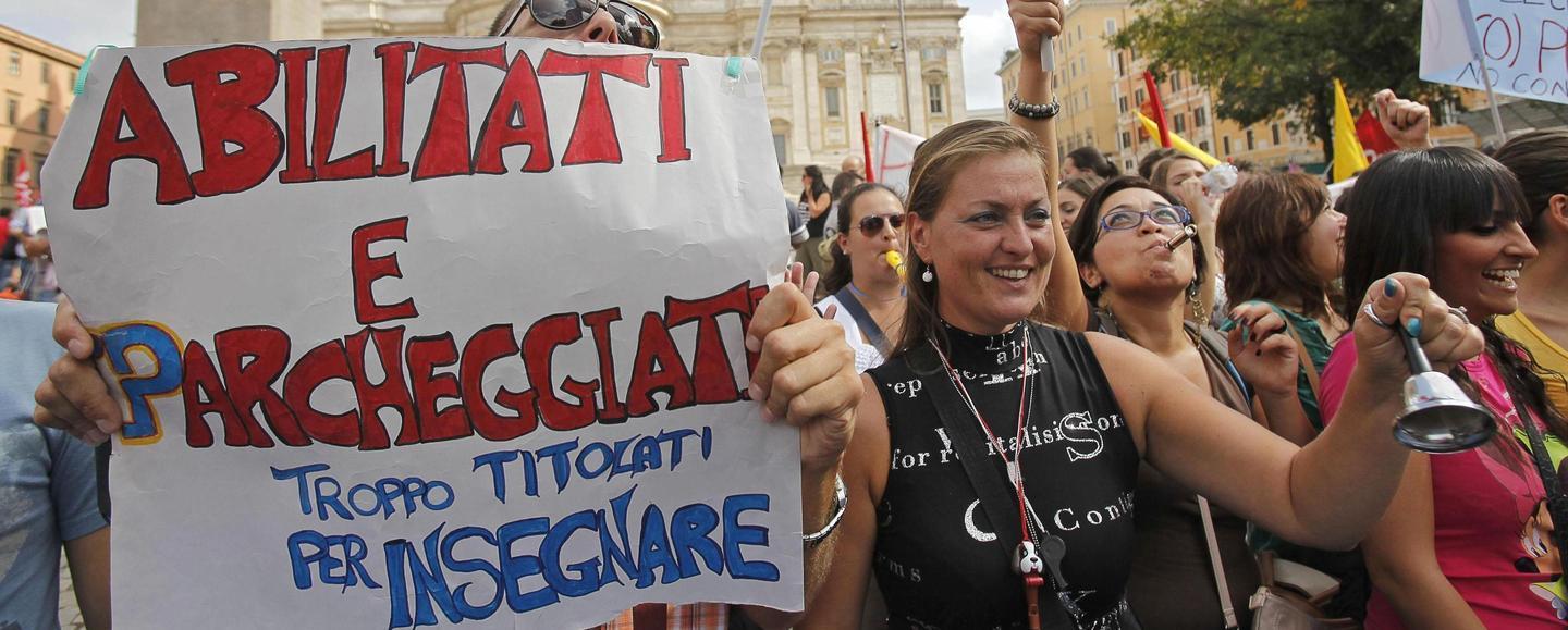 Abilitati ma ancora precari, la beffa per 300 docenti sardi