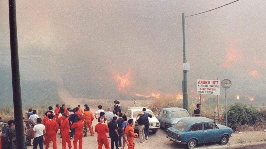 Un concorso nelle scuole per le vittime degli incendi