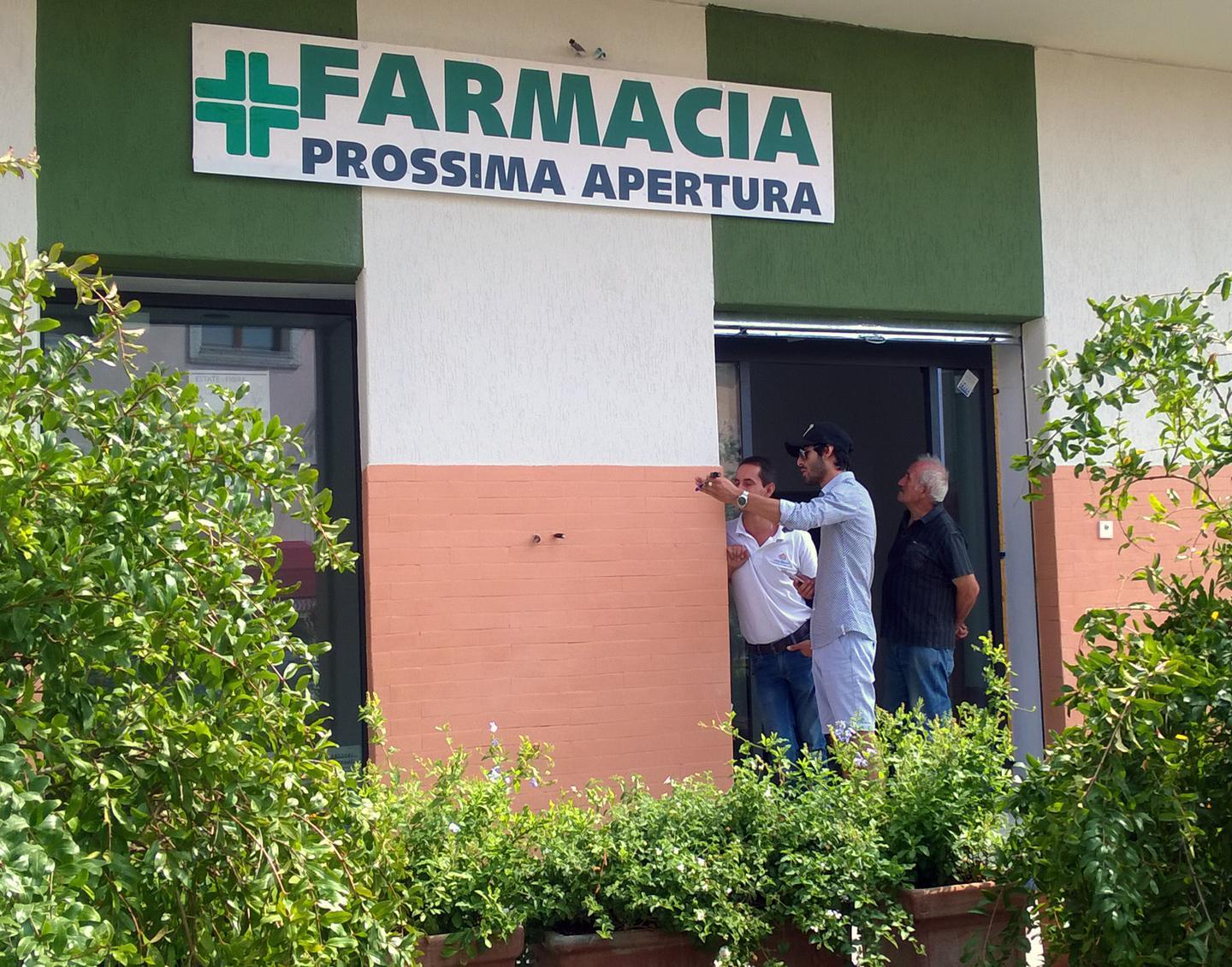 Tra 20 giorni la farmacia ma con sede provvisoria 