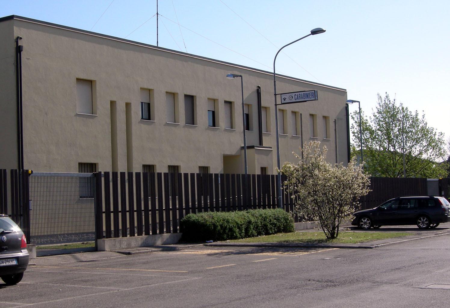 La caserma dei carabinieri a Santa Maria Codifiume