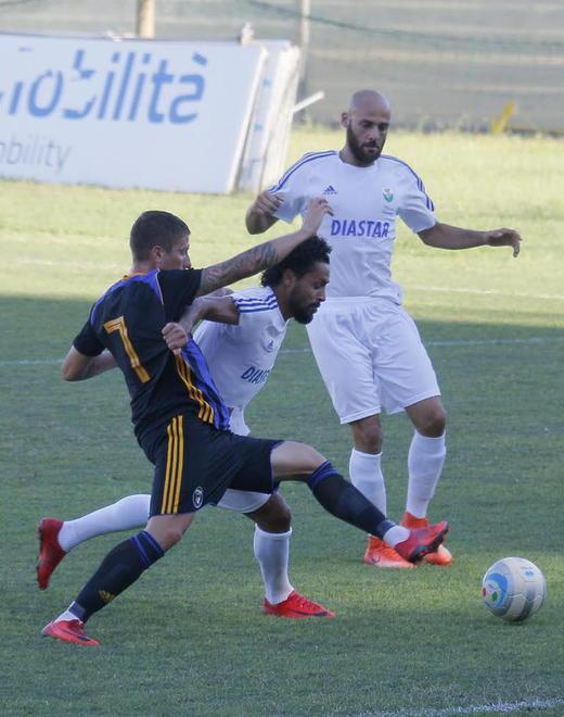Pisa, gol a raffica: Cernigoi (tris) evita il ko con il Seravezza 