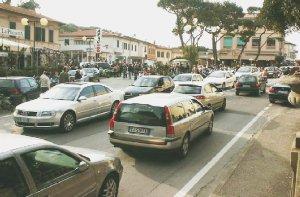 Castiglioncello: sabato scorso il traffico è andato in tilt a causa della Ztl a singhiozzo