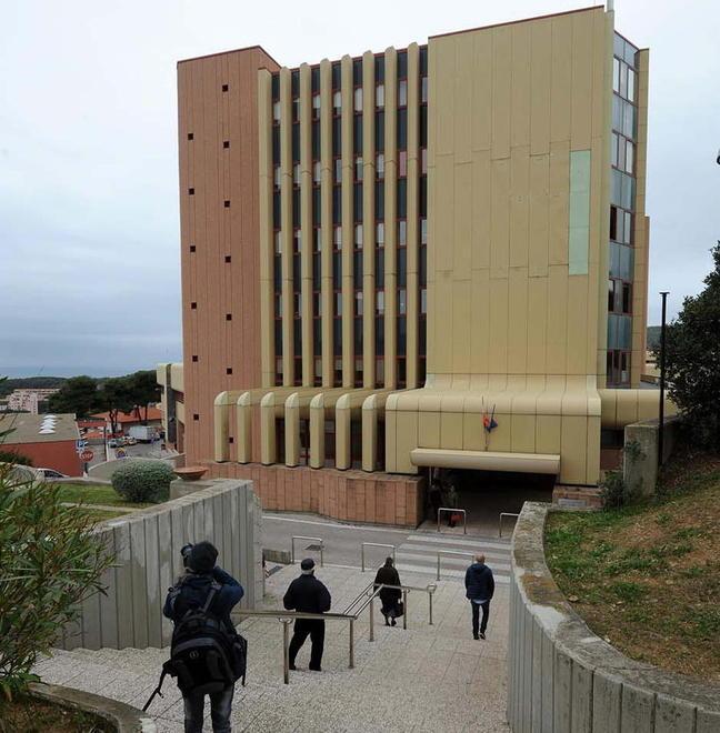 Servizio civile nell’Usl, due posti per i giovani a 433 euro al mese