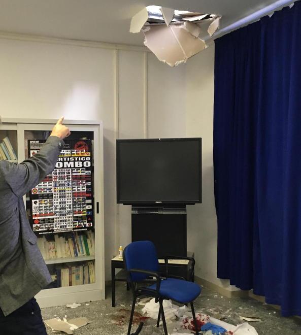 Dopo il volo del prof consigliere il laboratorio è rimasto chiuso 