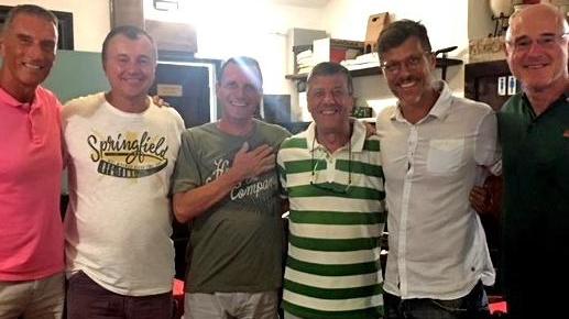 I re degli ostacoli si ritrovano a cena con coach Bedini