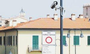 Una delle telecamere piazzate per controllare l’accesso alla Ztl