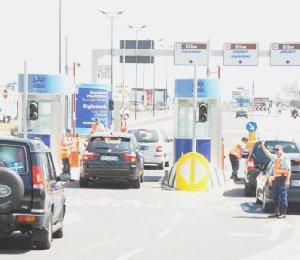 Il sistema delle barriere in porto a Piombino
