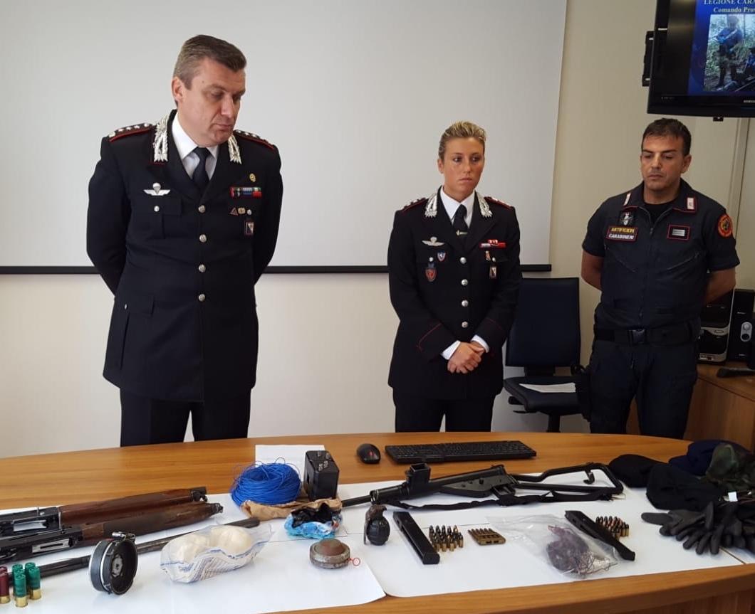 San Vito, nel bosco un arsenale pronto all’uso 