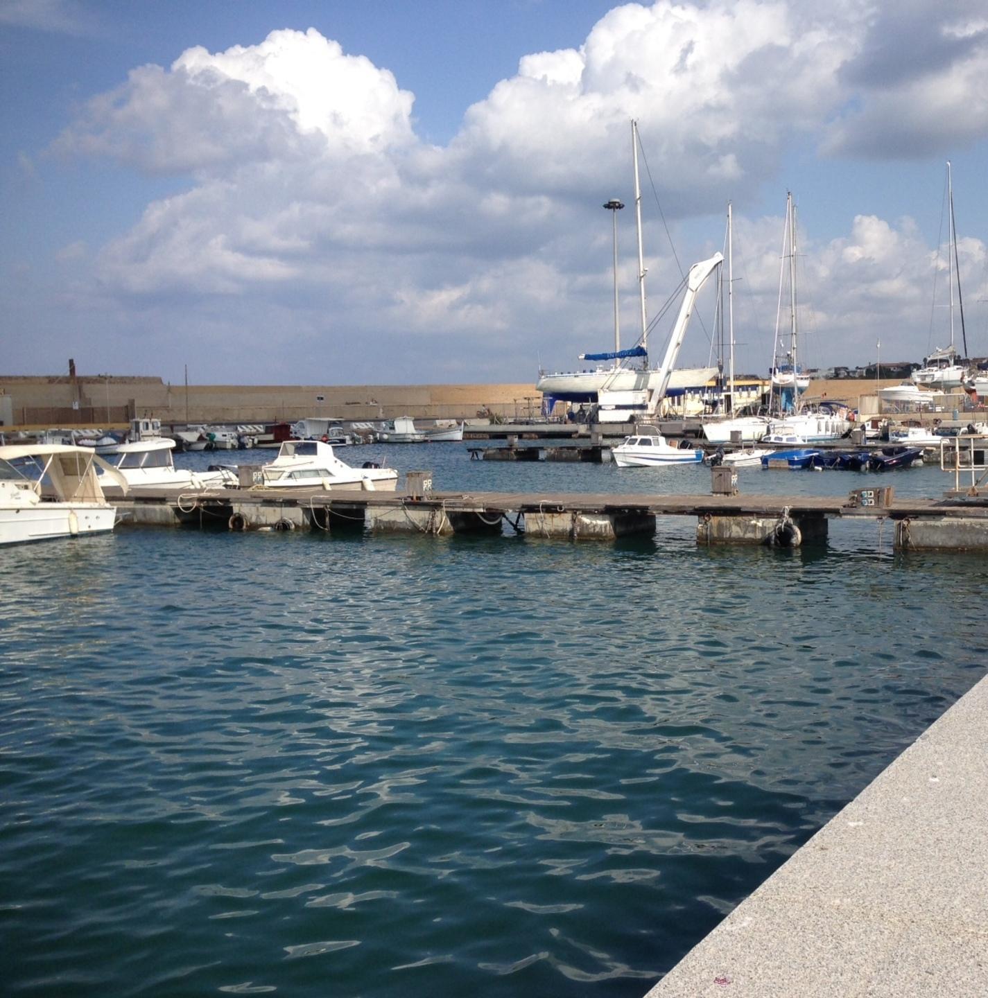 Porto Torres, scalo turistico: sgombero coatto per gli abusivi 